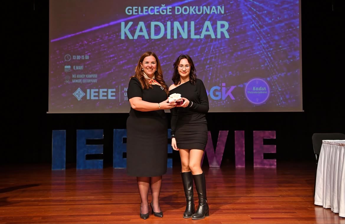 Geleceğe Dokunan Kadınlar